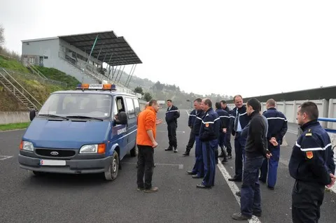 CHARADE GENDARMERIE